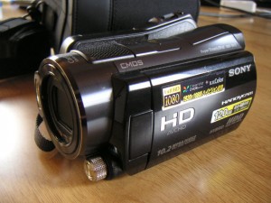 SONY HDR-SR12 誤って削除したビデオカメラのデータ復元