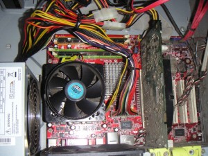 BTOパソコンの内部クリーニングとメモリ交換修理
