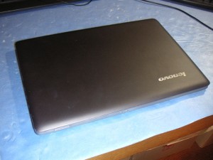 Lenovo IdeaPad U310 IEが起動しなかったり動作がおかしい　ハードディスク交換修理